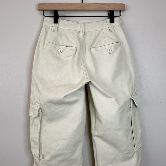 Aritzia TNA Utility Cargo Pants Cream Size 0 - Picture 6 of 16